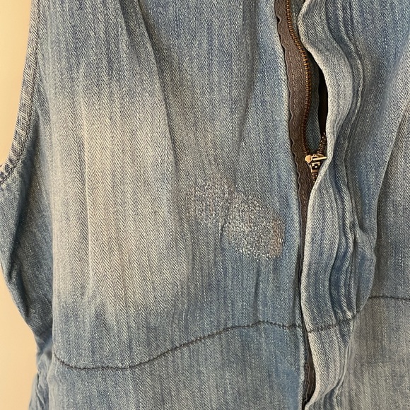 Free people distressed Overalls - Picture 4 of 7